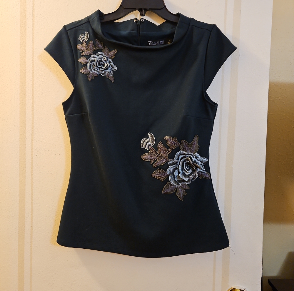 Chic Black Floral Embroidered Blouse